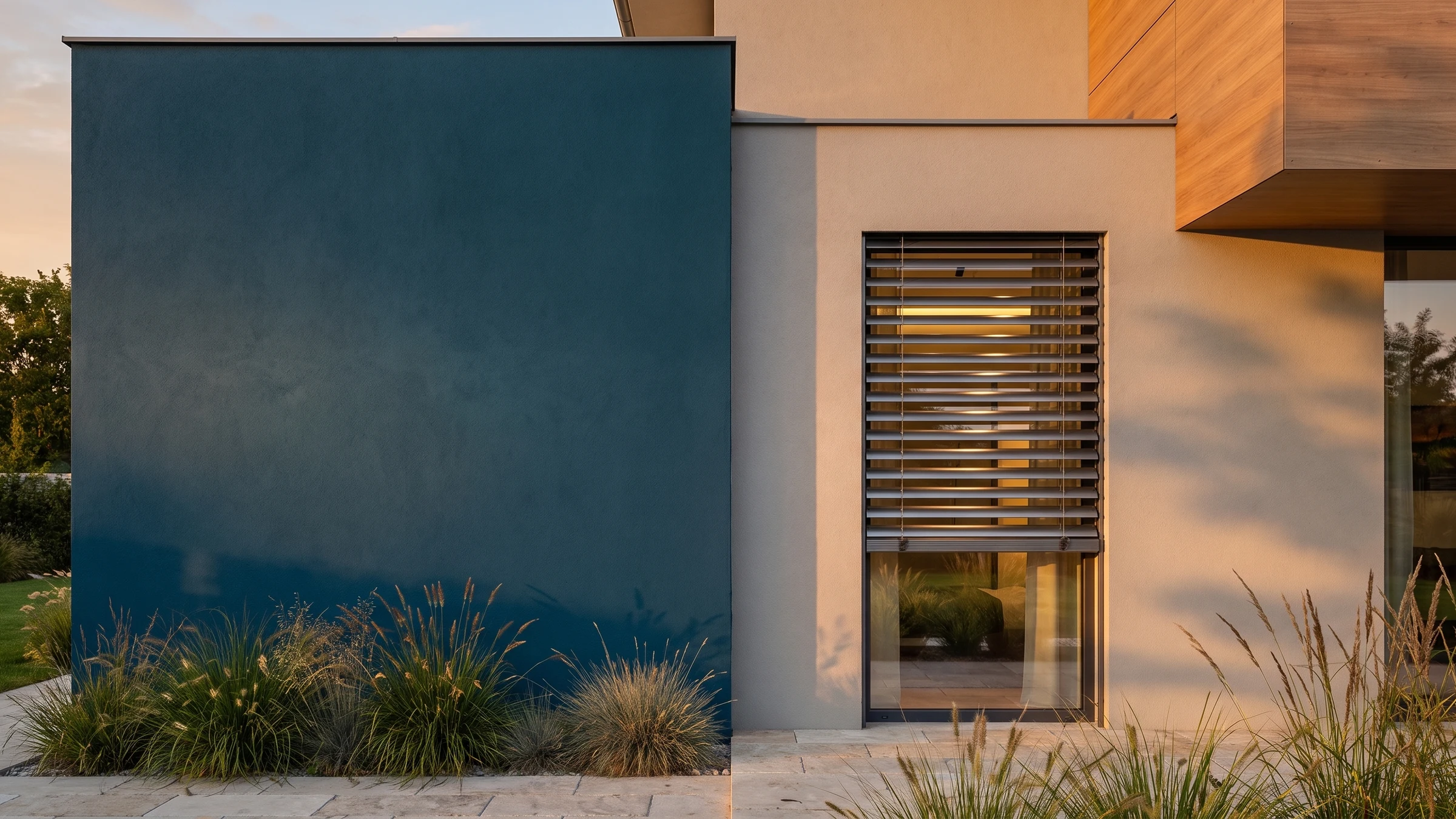 Brise-soleil orientable autoporteur SmartBOX — BUDVAR